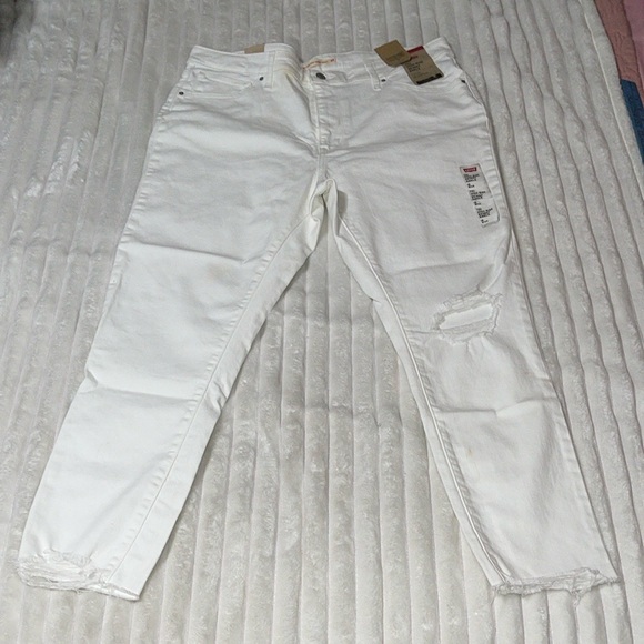 Levi's Denim - Levis 721 High Rise Skinny Ankle in White NWT | Size 34